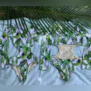 Surf bikini Brazilian made NWT